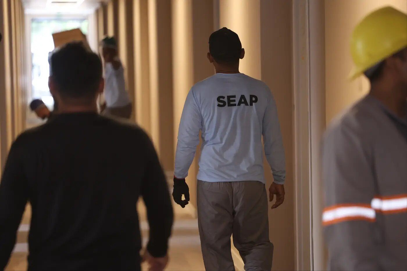 Custodiados do Pará assinam mobiliário da Vila COP